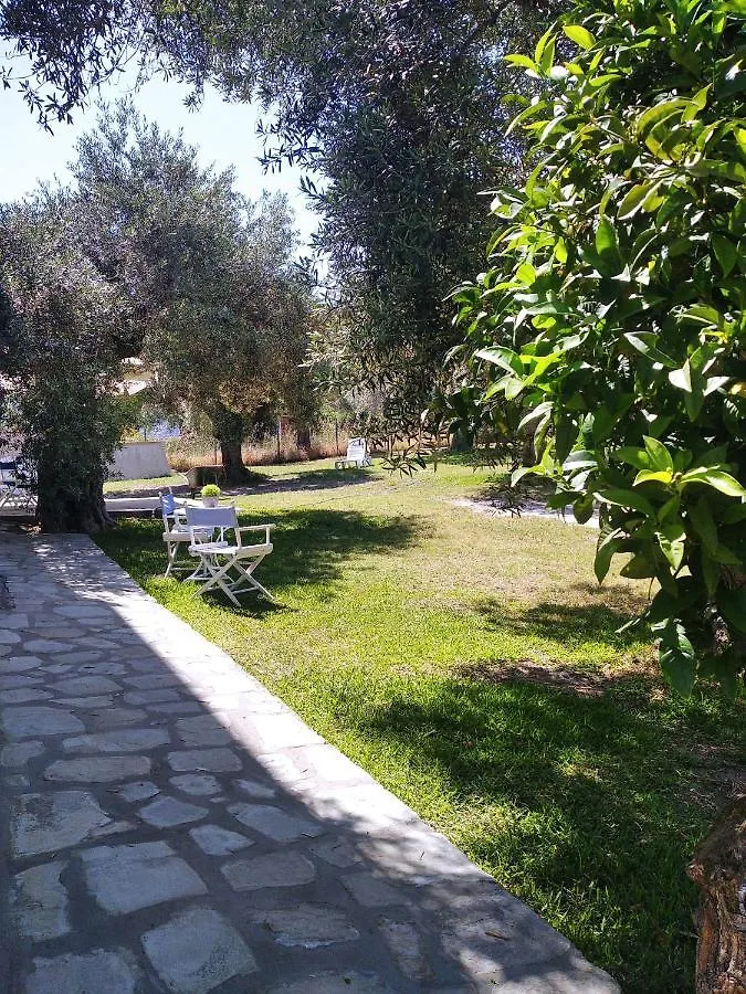 Meerithic Rokka Rooms Vourvourou 2*,  Grecia